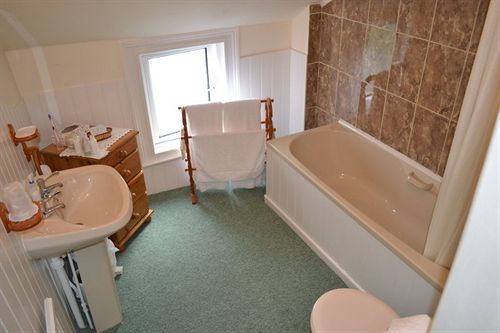 Websters Bed & Breakfast 4*